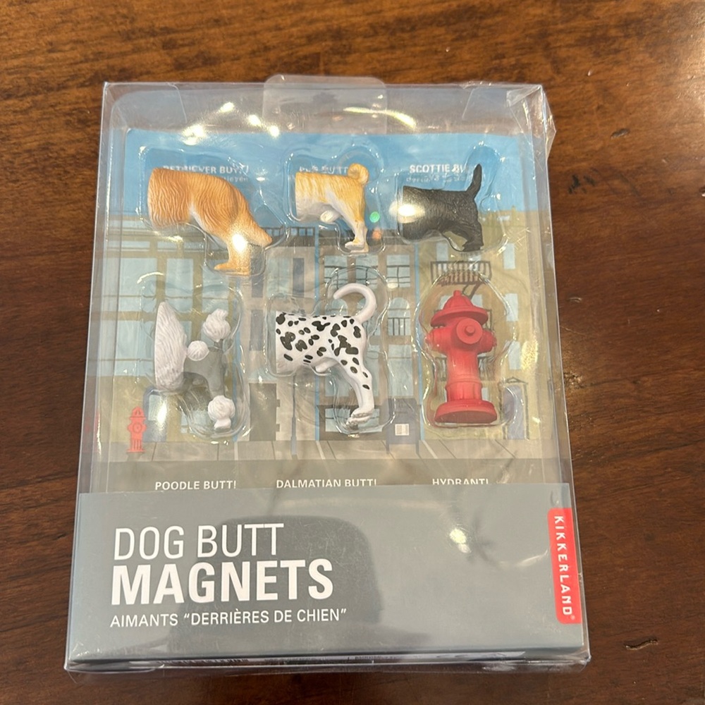 NWOT Funny Dog Butt Magnets